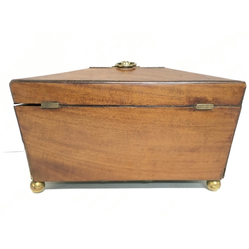 813 - Antique mahogany box with brass handle and escutcheon, 28x17x14cm