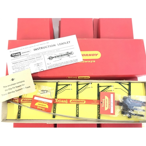 839 - 10 Boxed Tri-Ang Catenary Extension Sets.