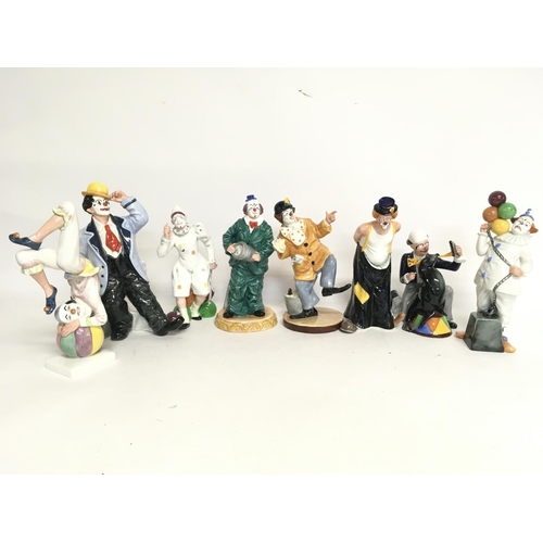 1026 - A collection of Royal Doulton Clown porcelain figurines including Tumbling HN 3283, Slapdash HN2277 ... 