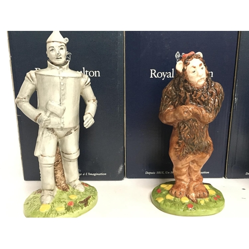 1040 - Boxed Royal Doulton The Wizard of Oz porcelain figures, set number 1161 of 1500.