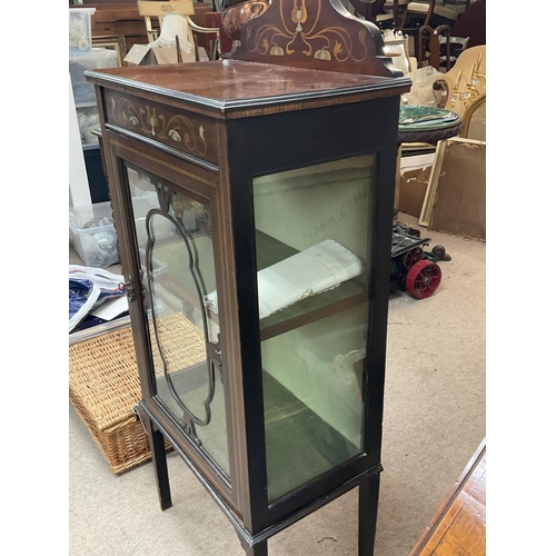 1355 - A inlaid oak display cabinet, 34x55x height 115cm .postage category D