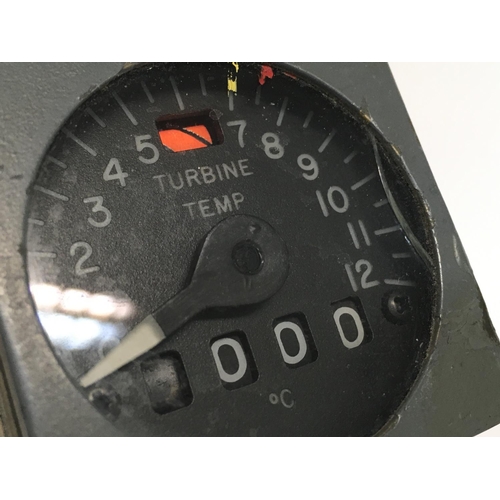 1655 - A unique TSR 2 Turbine Temperature Gauge from a BAC TSR-2, a cancelled Cold War strike and reconnais... 