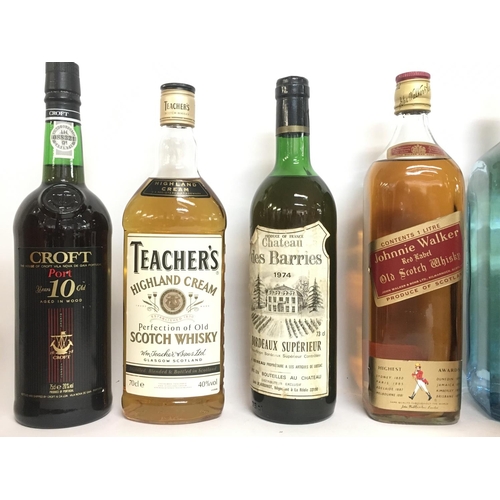 1971 - A collection of wines and spirits including Bombay Sapphire, Southern Comfort, Teachers Highland Cre... 