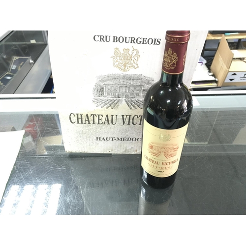 2013 - A case containing 6 bottle of 1997 Chateau Victoria red wine. Postage D