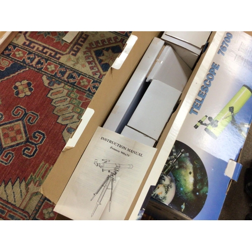 2014 - Boxed Zennox Telescopes and a loose telescope, postage cat D