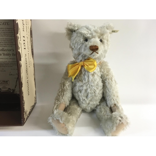 2104 - A Steiff British collectors 1911 replica bear. Comes with box and certificate. Limited edition of 30... 