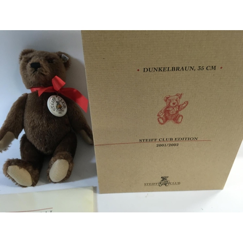 2114 - Limited edition Steiff bear. 2091 club bear. Teddy bear replica of 1950 in box with certificate.