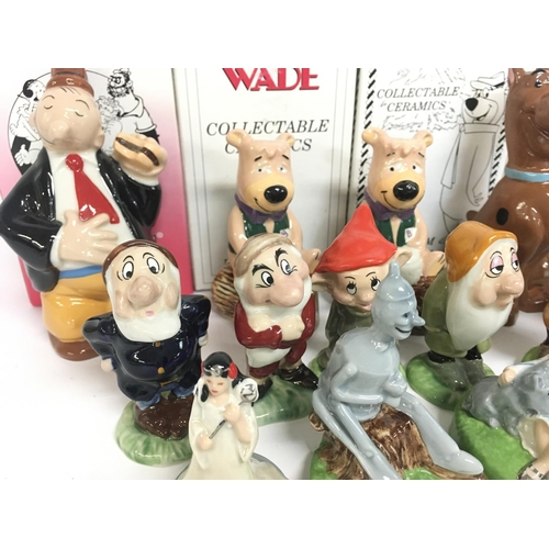 837 - Wade porcelain figures including Snow White & The Seven Dwarfs, Batman, Scooby Doo, Scrappy Doo etc.... 