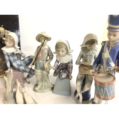 865 - A collection Of Lladro figurines with no obvious large damage or restoration & a Lladro The Art Of P... 