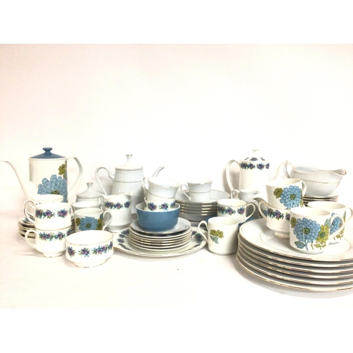 883 - Coffee sets Royal Standard Carnival, Johnson Brothers and a Crown Ming set , postage cat D- NO RESER... 