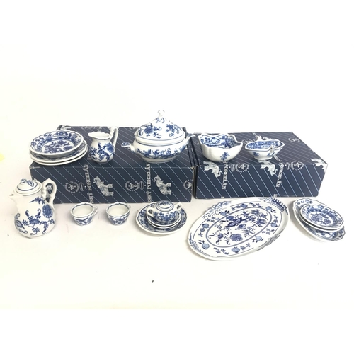 930 - Boxed Cesky Porcelain miniature coffee & dinner set , postage category D