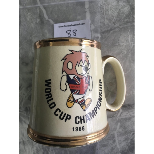 88 - 1966 Football World Cup Willie Tankard: Original large ceramic tankard featuring WC Willie one side ... 