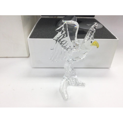 1350 - A boxed Swarovski figure of an eagle. Shipping category D.- NO RESERVE