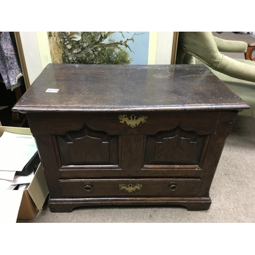 1619 - An unusual sized 18th century genuine welsh trunk Approx 73x49cm.