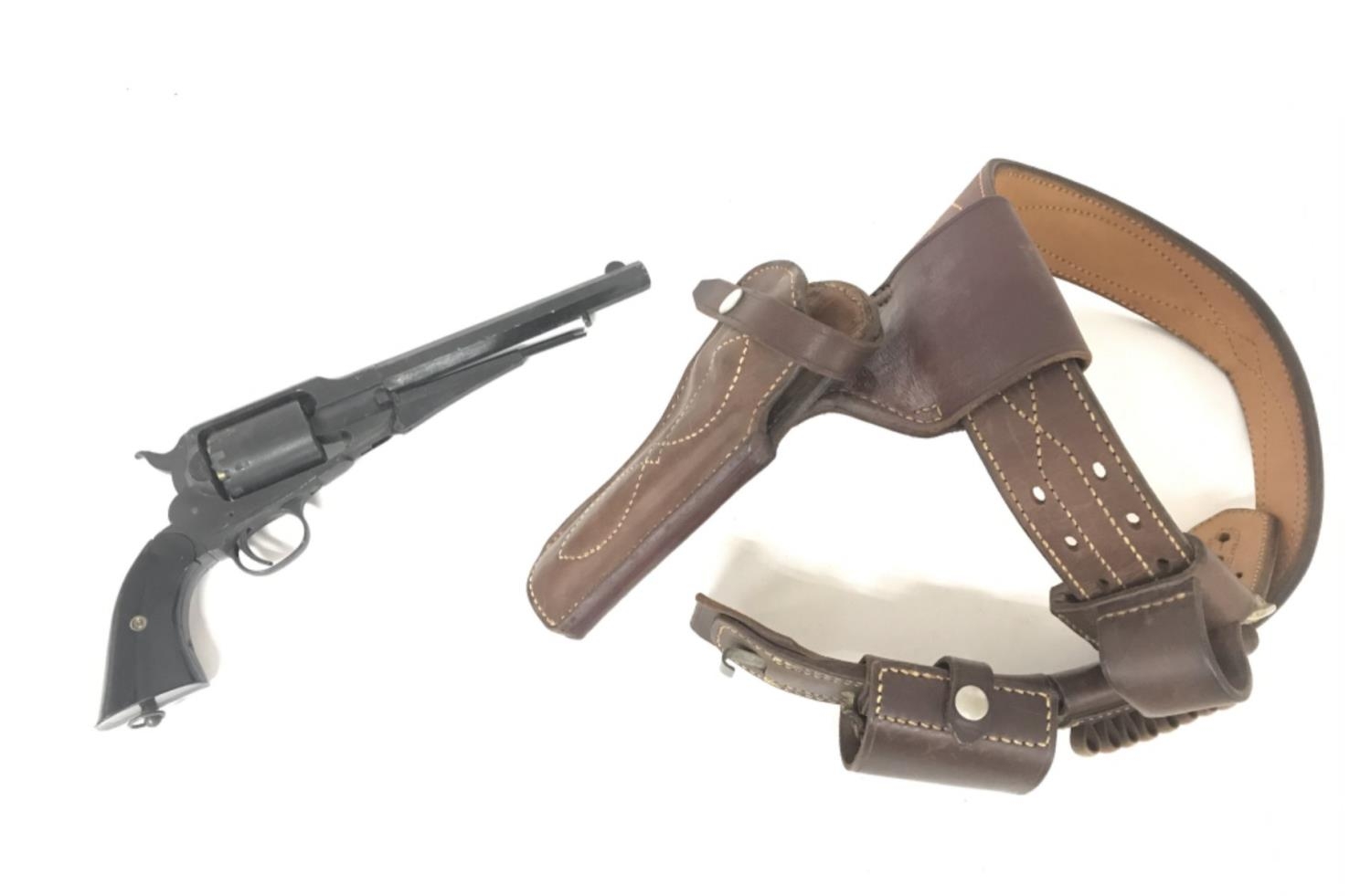 CMC a2641 replica Remington new model army cal 44 revolver ( approximately  34cm long) with King Leat