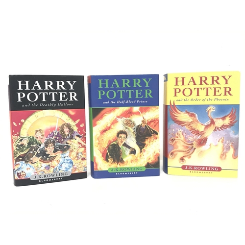 2023 - First edition Harry Potter volumes , postage cat C