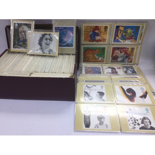 2051 - A collection of first day covers, loose and in binders. Shipping category D.