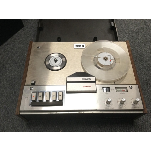 1136 - A Philips 4307 reel to reel tape recorder, a pair of floorstanding Kef Cadenza speakers, Video recor... 