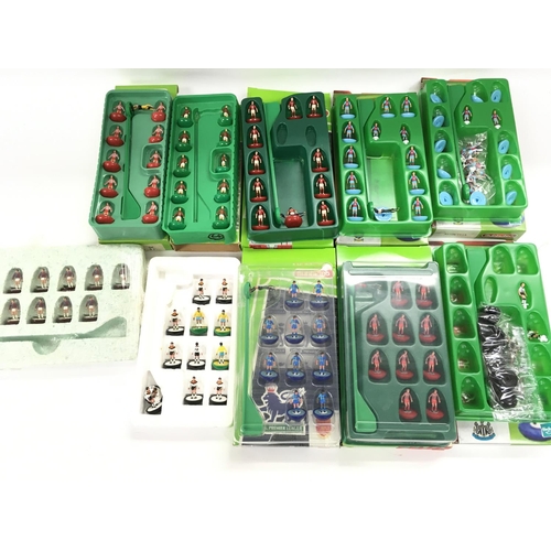 10 - A Collection of 8 Boxed Subbuteo Teams and 2 loose.