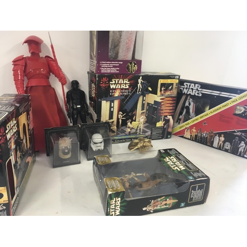 1036 - Collection of Star Wars related items including action figures..room alarm..Hangar plus other items.... 