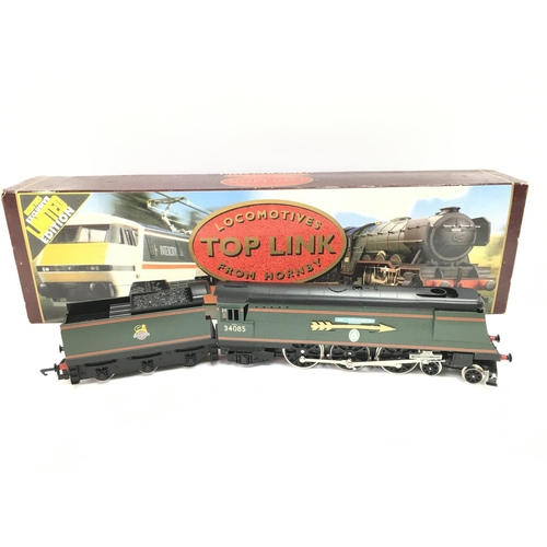 121 - A Boxed Hornby 00 Gauge Battle Of Britain Class 501 Squadron # R.646.