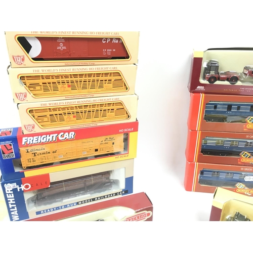 140 - A Collection of Boxed 00 Gauge coaches. Corgi Trackside and Mehano Master Model Makers Pacific Steam... 