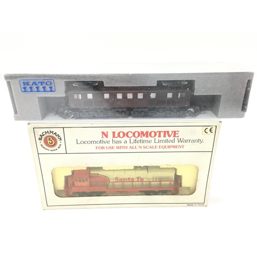 146 - A Boxed Bachmann N Gauge U36 B Santa Fe with Freight Cars and a Kato Electric Locomotive #3008/EF15.... 