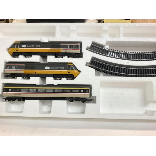 251 - A Boxed Hornby High Speed Train Pack. An Intercity 125. #R.556. Parts Missing.