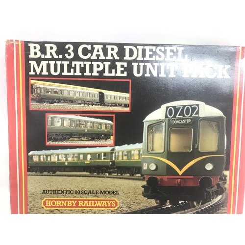 313 - A Boxed Hornby 00 Gauge B.R. 3 Car Diesel Multiple Unit Pack # R.689.