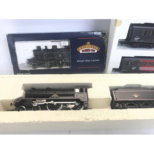 317 - 4 X 00 Gauge Locomotives. Including Bachmann and Hornby.