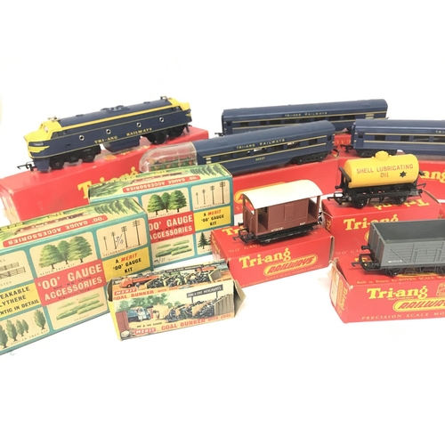 337 - A Collection of 00 Gauge Rolling Stock. Coaches and a Boxed Double Ended Diesel Loco #R.159.