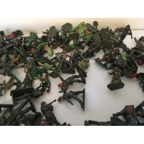 381 - A collection of plastic toy WWII soldiers by LONE STAR in excess of 120 figures.