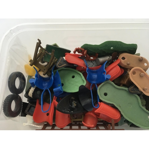 398 - 6 containers holding a large number of accessories for plastic and metal models