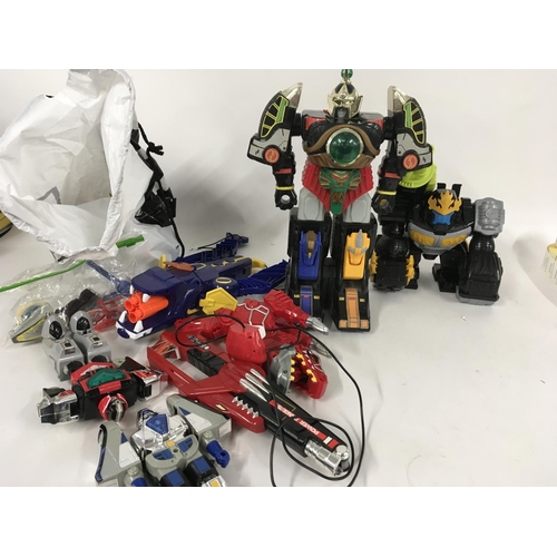 40 - A collection of power ranger megazoid toys plus other PR parts.