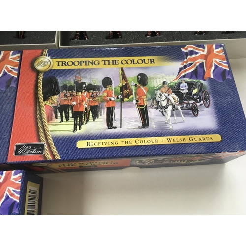 458 - Collection of boxed Britain metal soldiers 3 sets focus on Trooping the Colour and 2 sets marking th... 