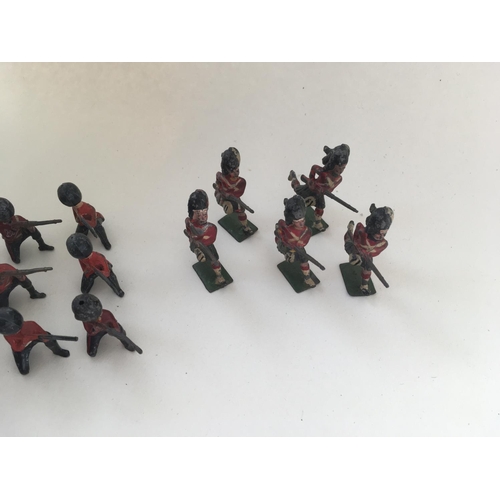 467 - A collection of Britain and Wend al metal military figures. Comprising 45 soldiers in various ones. ... 