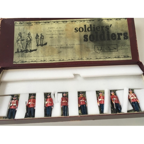 477 - A collection of 2 boxed sets of metal toy soldiers including.. Britains 50000c 1907 half booted Cold... 