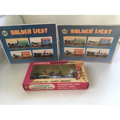 486 - Collection of Western themed plastic models..includes cowboys and stagecoaches all in original packa... 