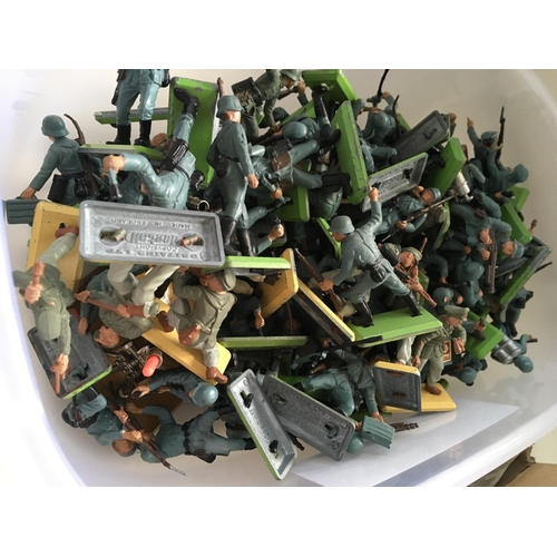 547 - A collection in excess of 50 Britains Deetail plastic soldiers all German WWII. Also a box containin... 