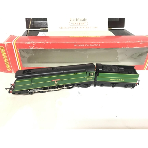 574 - A Boxed Hornby 00 Gauge SR West Country Class Exeter #R320 Limited Edition with Display Case.