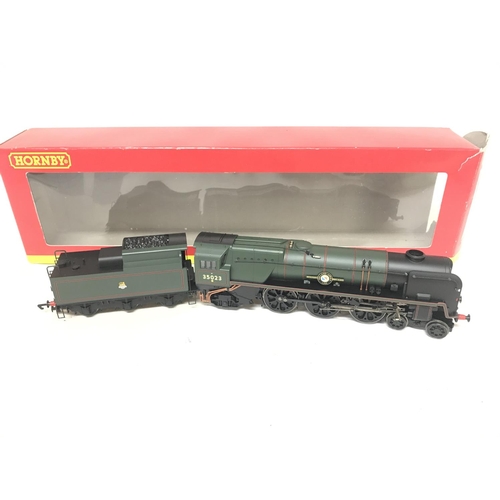 585 - A Boxed Hornby 00 Gauge Holland- Afrika Line Merchant Navy Class #R 2170