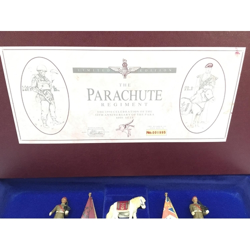 642 - A Boxed Britains The Parachute Regiment set #5190.