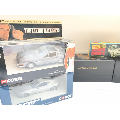 652 - A Collection of Boxed Corgi James Bond Cars. No Reserve.