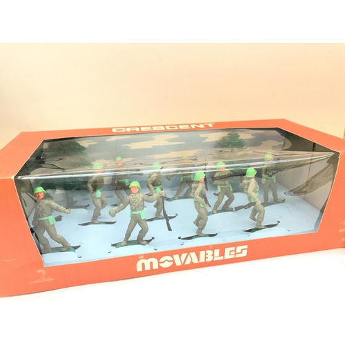 656 - 2 Boxed Crescent Toys Movables. Commandos and Grenadiers #900 and 901.