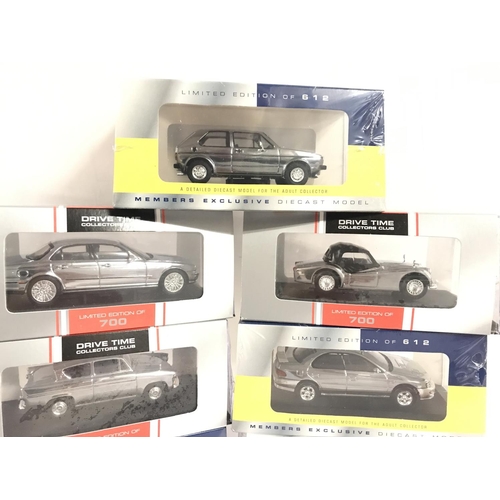 660 - A Collection of 7 Boxed Vanguards Crome Collectors club models.