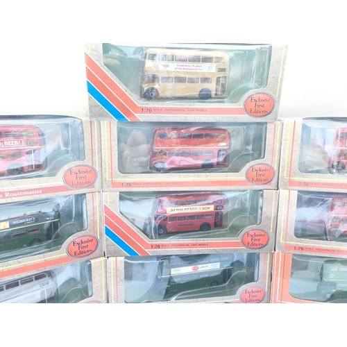 665 - A Collection of Model Buses Including EFE and Corgi also 5 Bus Magizines.