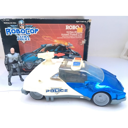 676 - A Boxed Kenner Robocop Robo.1 Armed Pursuit Car. With figure.