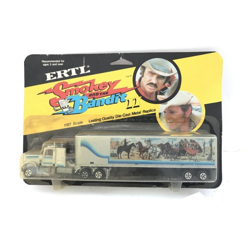 699 - A Carded Ertl Smokey and The Bandit II 1:87 Scale Diecast Lorry.