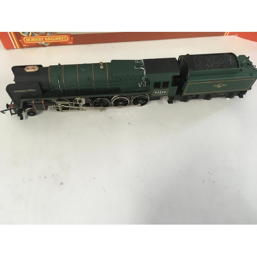 73 - Two Hornby locomotives with tenders 00 gauge. Unboxed r065 Evening Star 2.10.0 Boxed r078 King Edwar... 