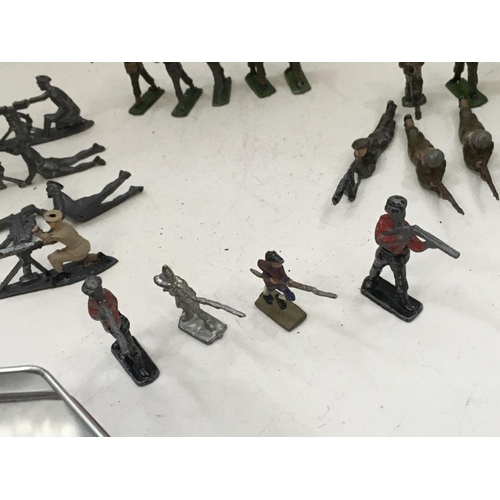 730 - A collection in excess of 45 pieces of lead figures by Hillco and unmarked. 28 soldiers includes mac... 